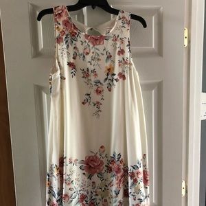 Women’s size medium dress